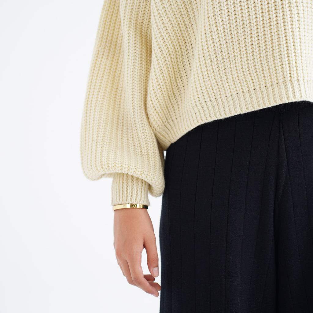 Ivory V-neck Jumper